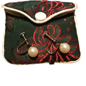 Okinawan Pearl Earrings
